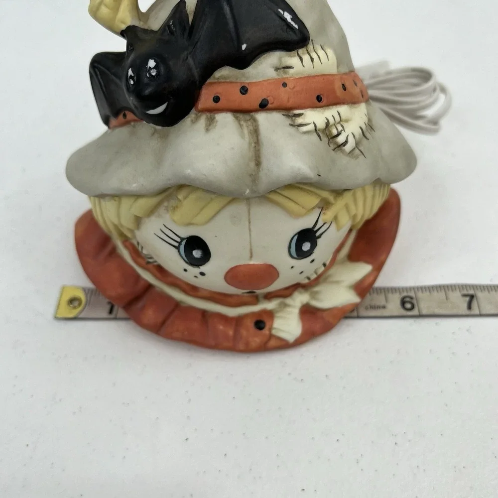 Unbranded material ceramic